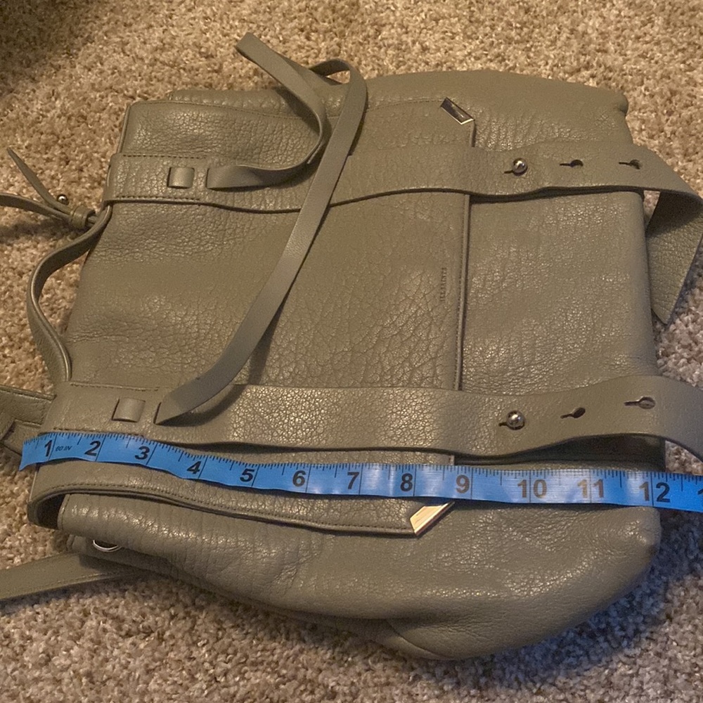 Leather backpack - Picture 8 of 8